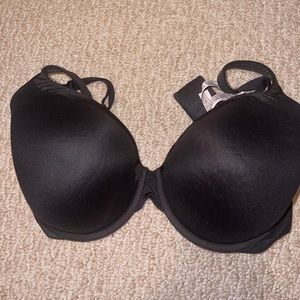 VS black bra